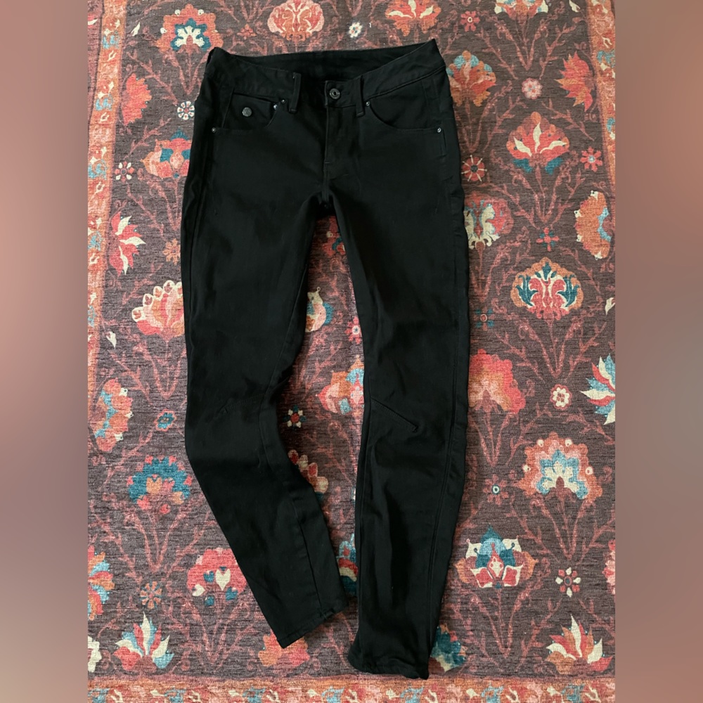 G-Star Raw Arc 3D Mid-Rise Skinny Jean in Black - Picture 7 of 10